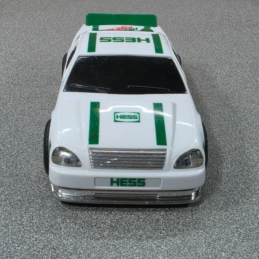 Hess Race Car Toy 2011 White Green Excellent Working Lights Stock Car